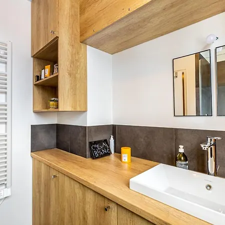Guestready - Modern Charm In The 7th District Paříž